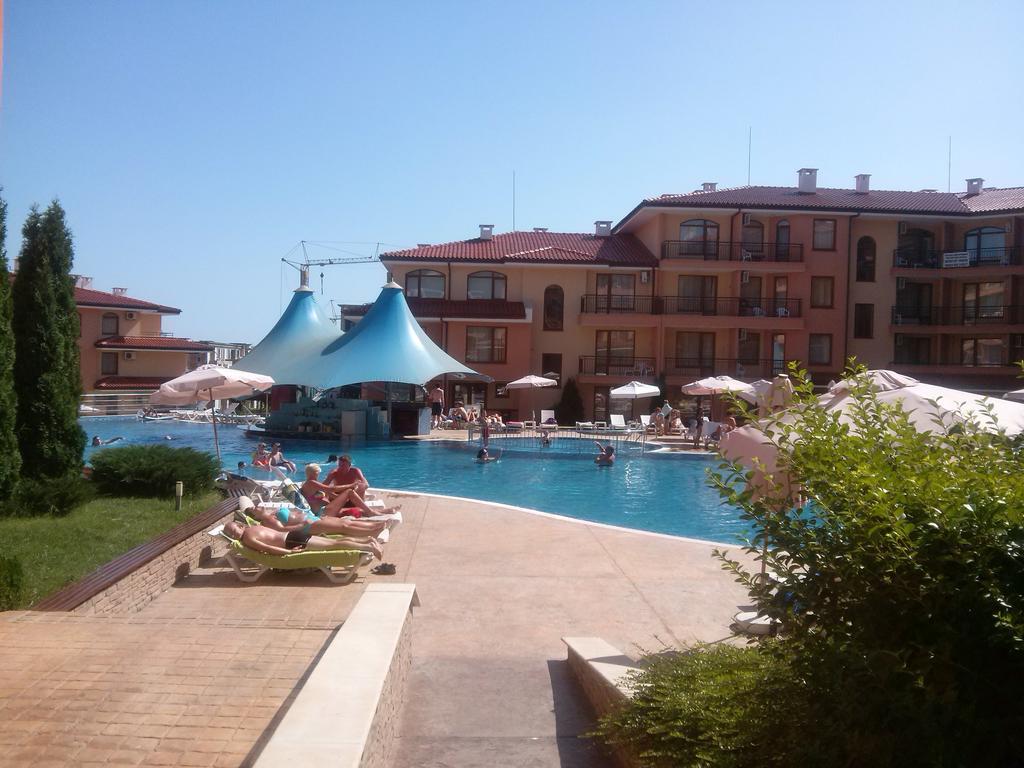 Apartcomplex Panorama Dreams Sveti Vlas Exteriör bild